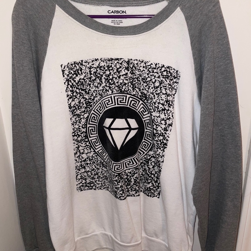 Long sleeve diamond